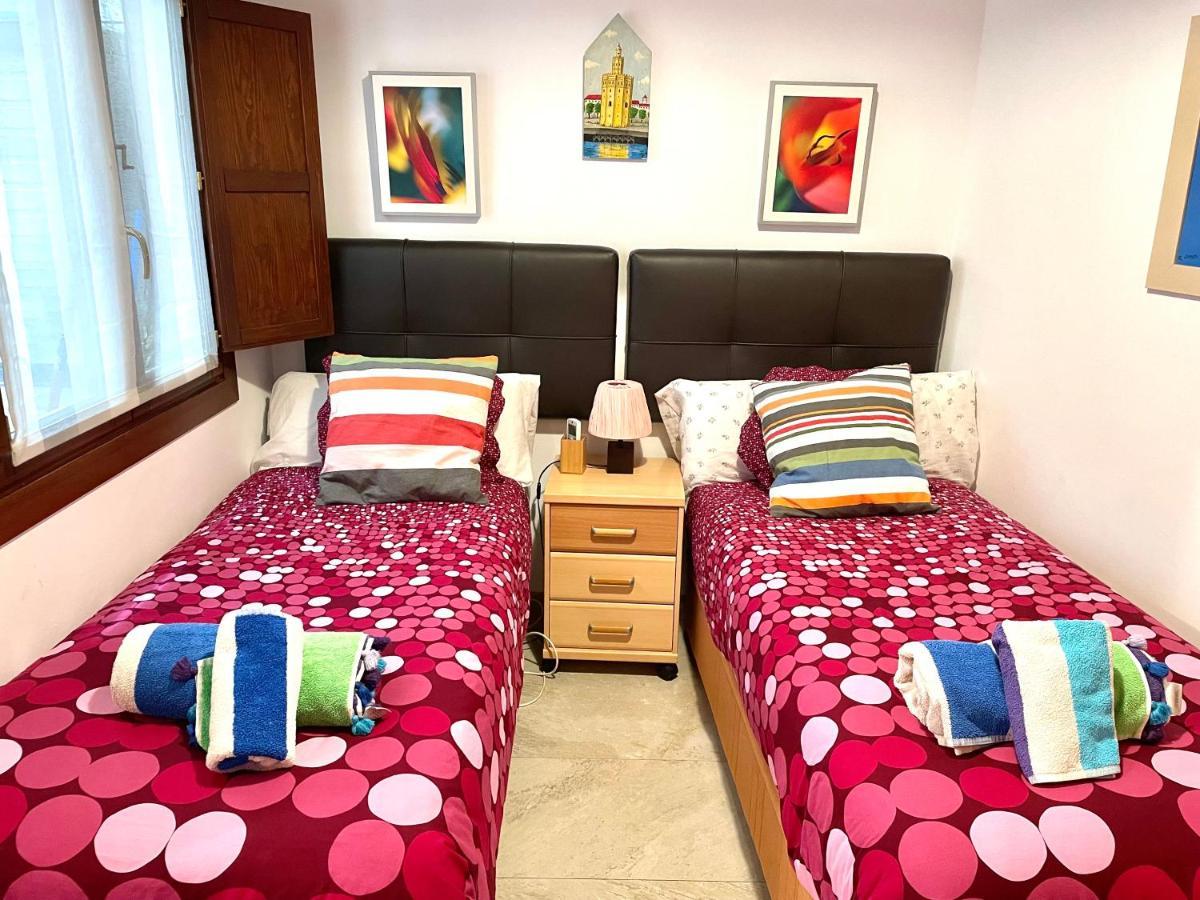 Apartamento Centro Plaza Salvador, Wifi Free& Parking Opcional Sevilla Exterior foto